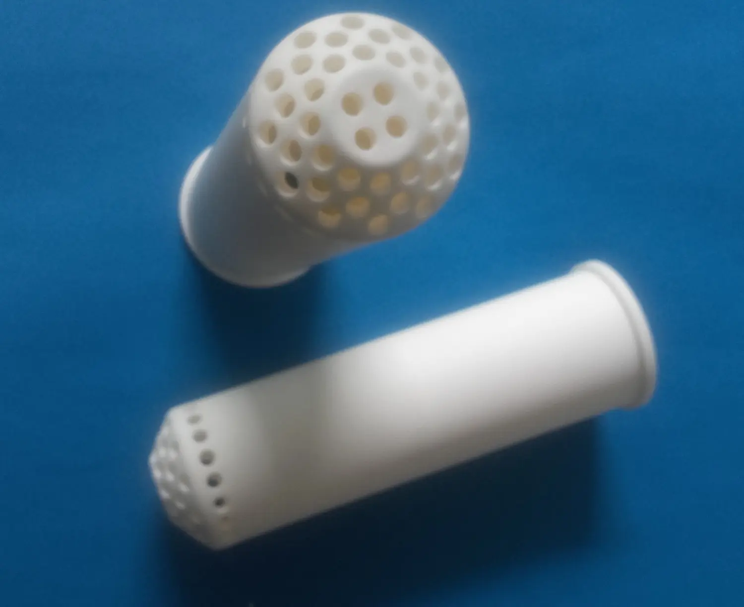 Alumina (Al2O3) ceramics from CC ceramic components e. K. 